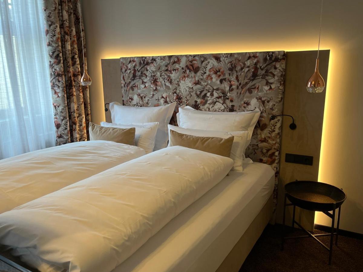Boutiquehotel Burg Adenbach & Alter Weinbau Bad Neuenahr-Ahrweiler Kültér fotó