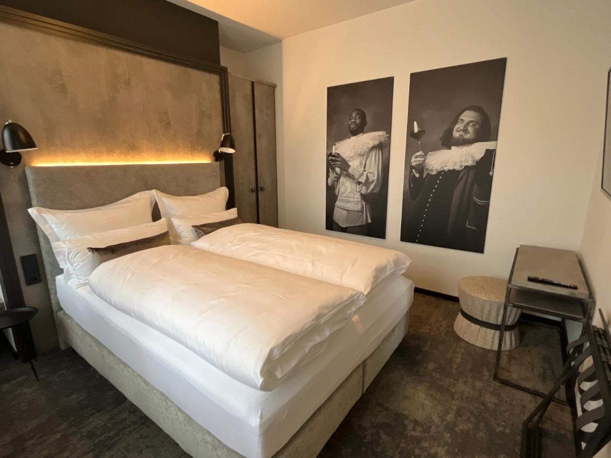 Boutiquehotel Burg Adenbach & Alter Weinbau Bad Neuenahr-Ahrweiler Kültér fotó